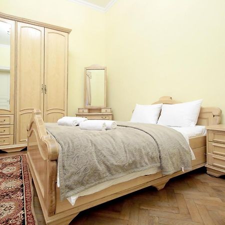 Pro Apartments 12213 リヴィウ エクステリア 写真
