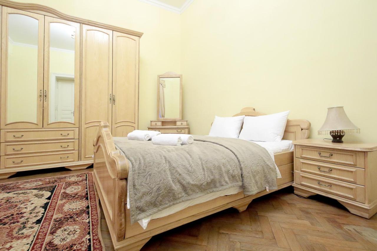 Pro Apartments 12213 リヴィウ エクステリア 写真