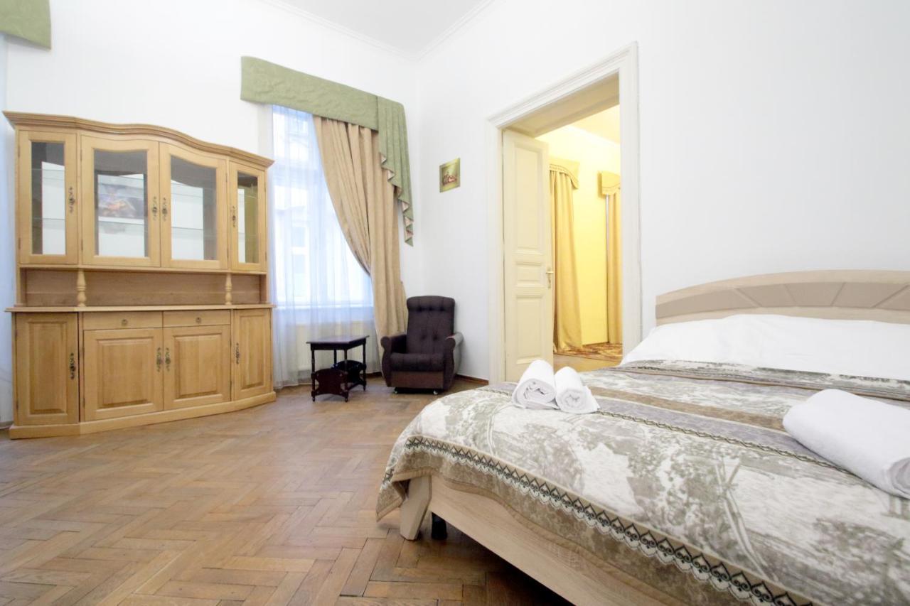 Pro Apartments 12213 リヴィウ エクステリア 写真
