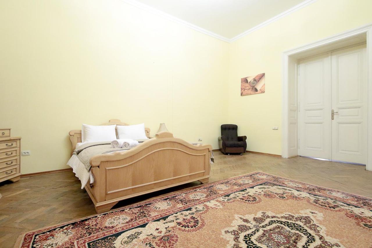 Pro Apartments 12213 リヴィウ エクステリア 写真